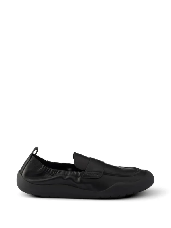 靴 PRADA 36134622_67761221_600.jpg