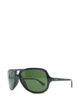 Ray-Ban