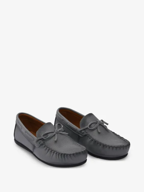 Moustache bow-detail pebble-texture loafers