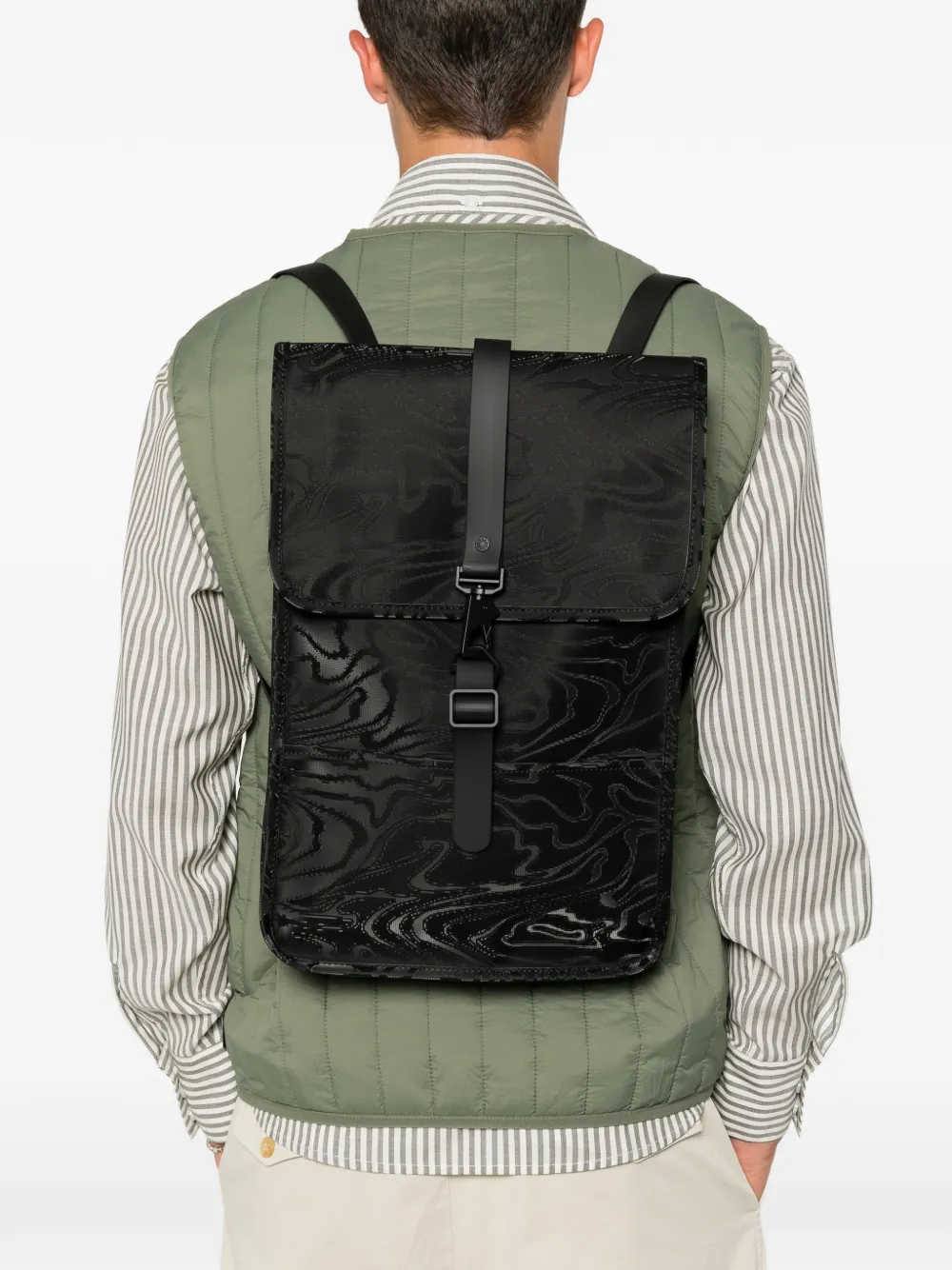 Rains Rugzak met gespsluiting en print Zwart