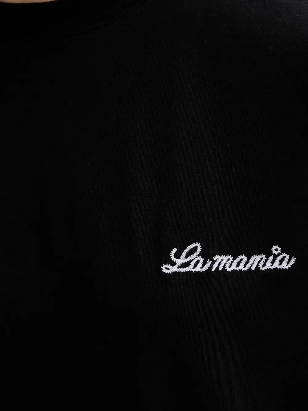 La Mania Carena T-shirt met geborduurd logo Zwart
