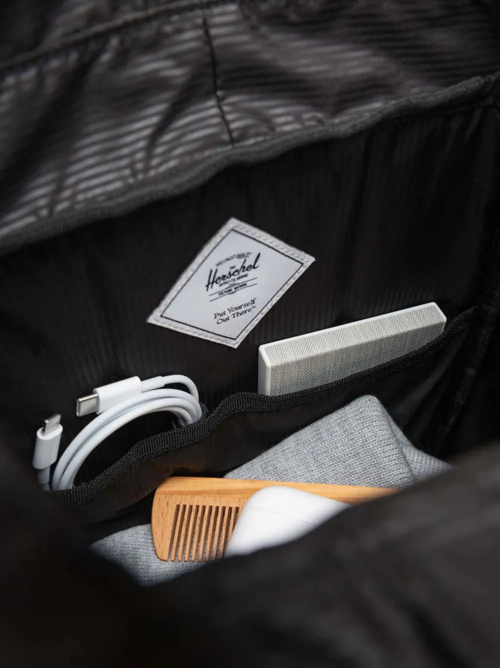 Herschel Supply Co. Retreat Eco rugzak met gespsluiting Zwart