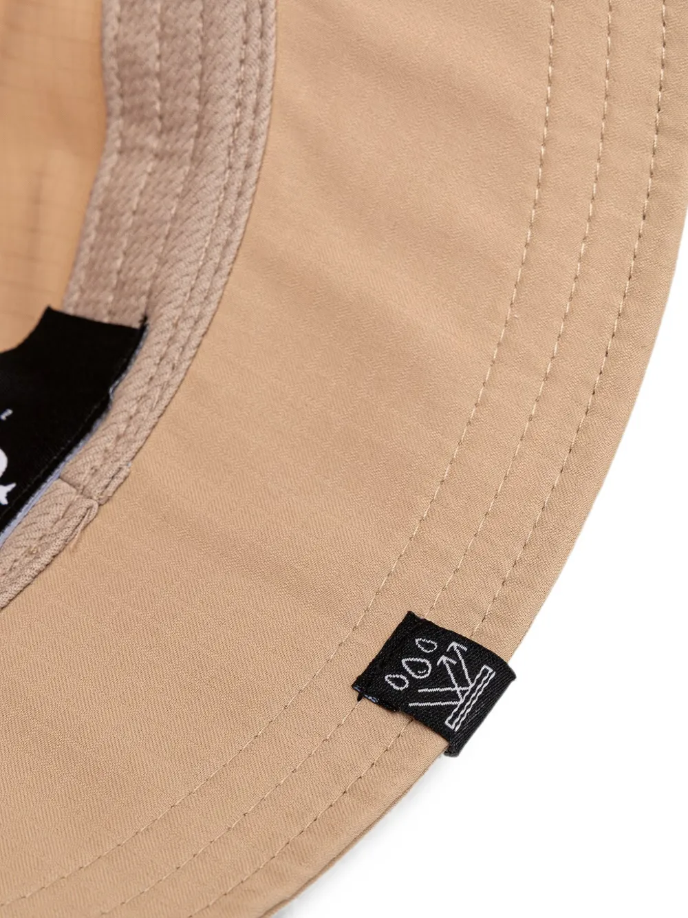 Kangol Vissershoed met geborduurd logo Beige