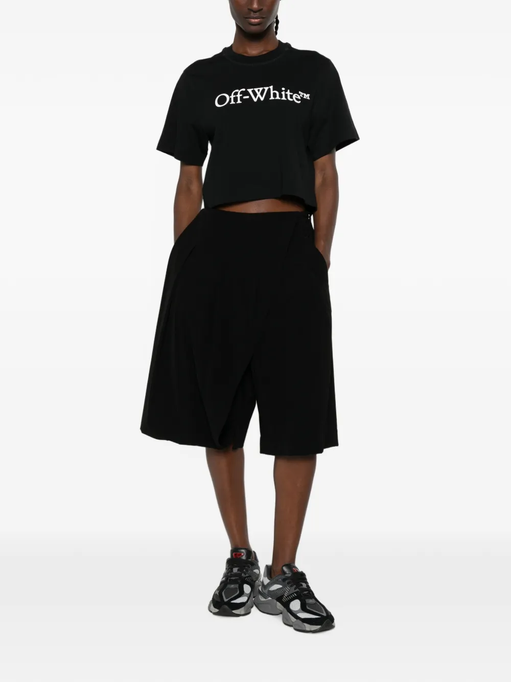 Off-White Cropped T-shirt met logoprint Zwart