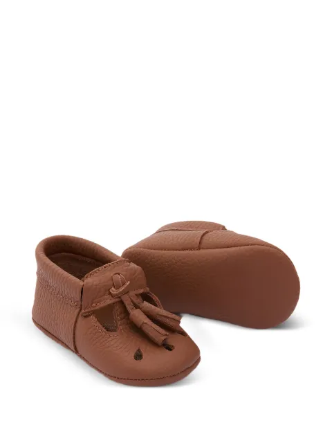 BANBLU zapatos de bebé con perforaciones y borlas