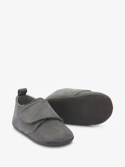 BANBLU touch-strap pre-walkers