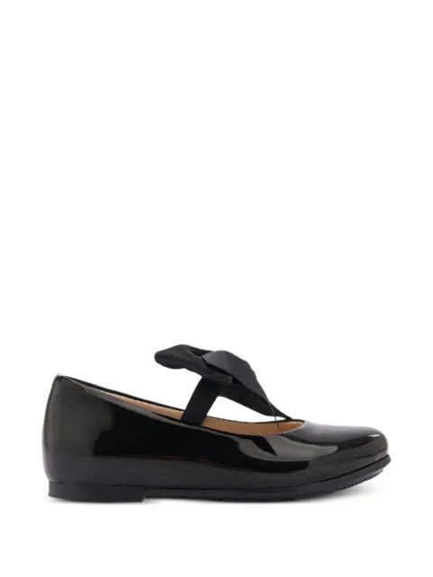 andBlue bow-detail ballerinas