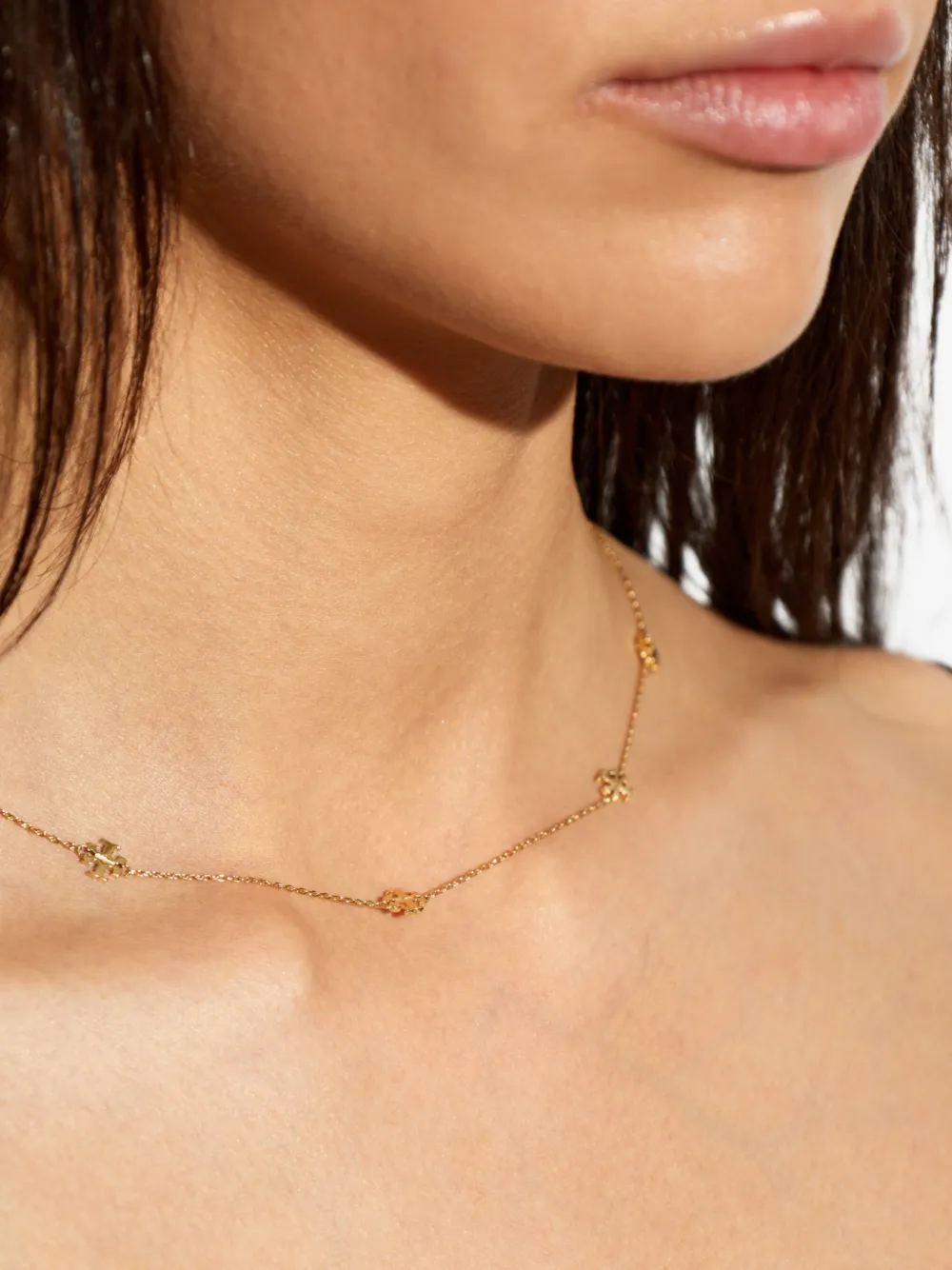  Tory Burch Collar Con Charm Delicate Icon - Dorado 