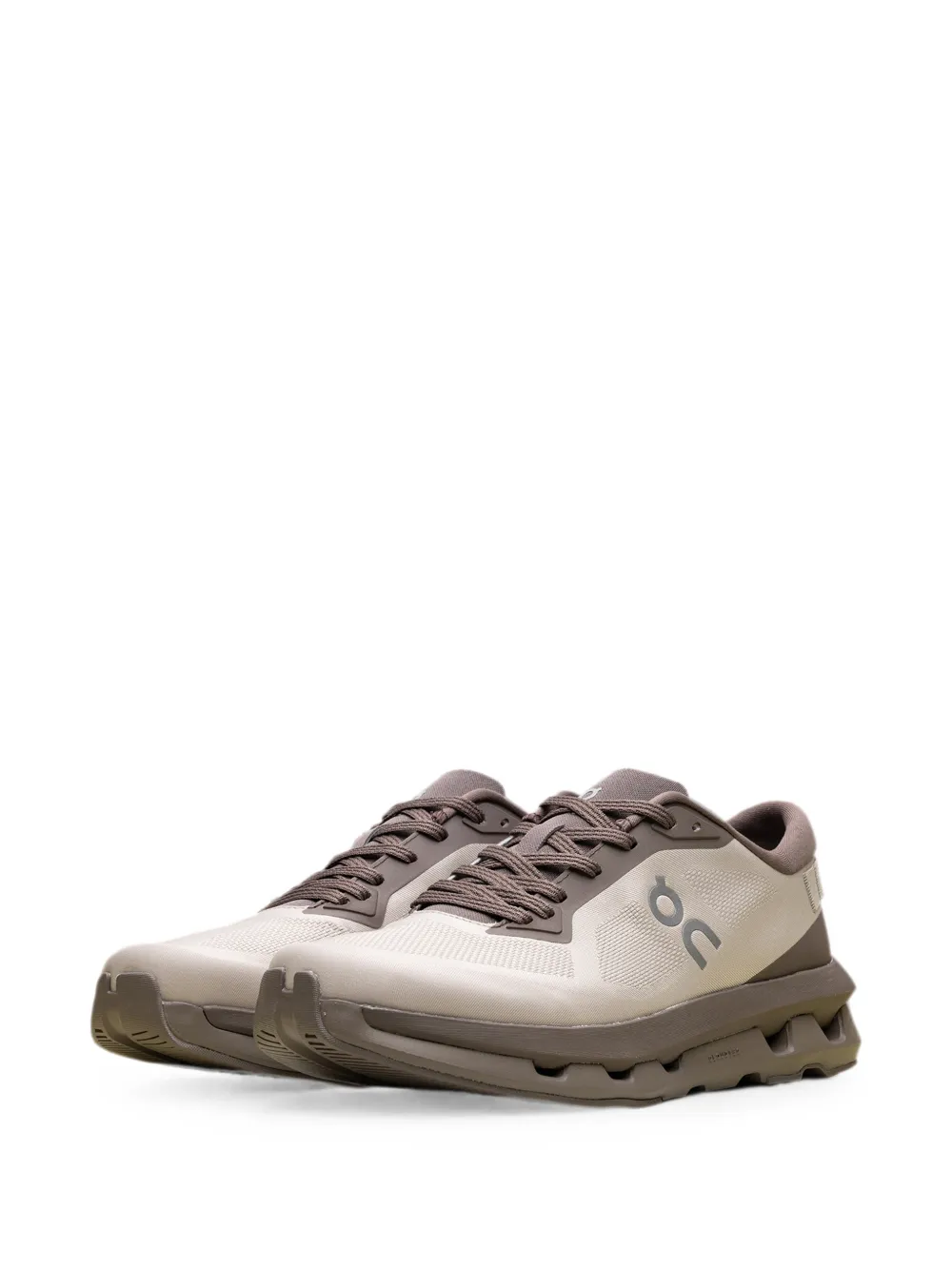 On Cloudz e sneakers Beige