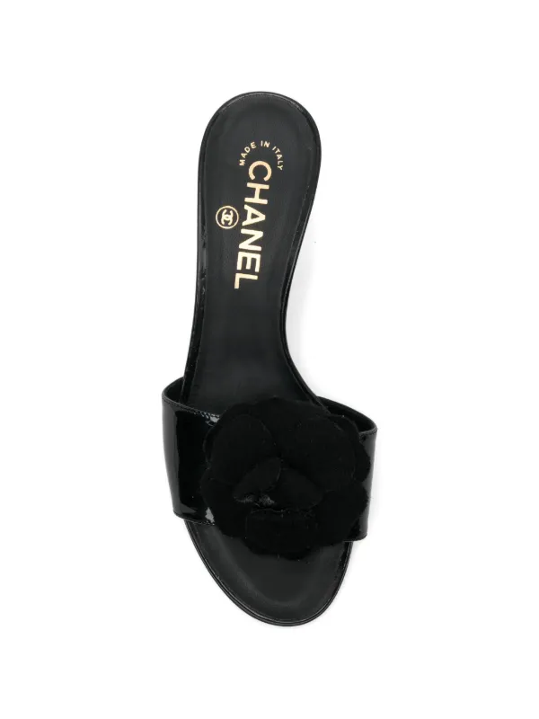 CHANEL Pre-Owned 70mm 2000s Camellia Sandals | Black | FARFETCH BH