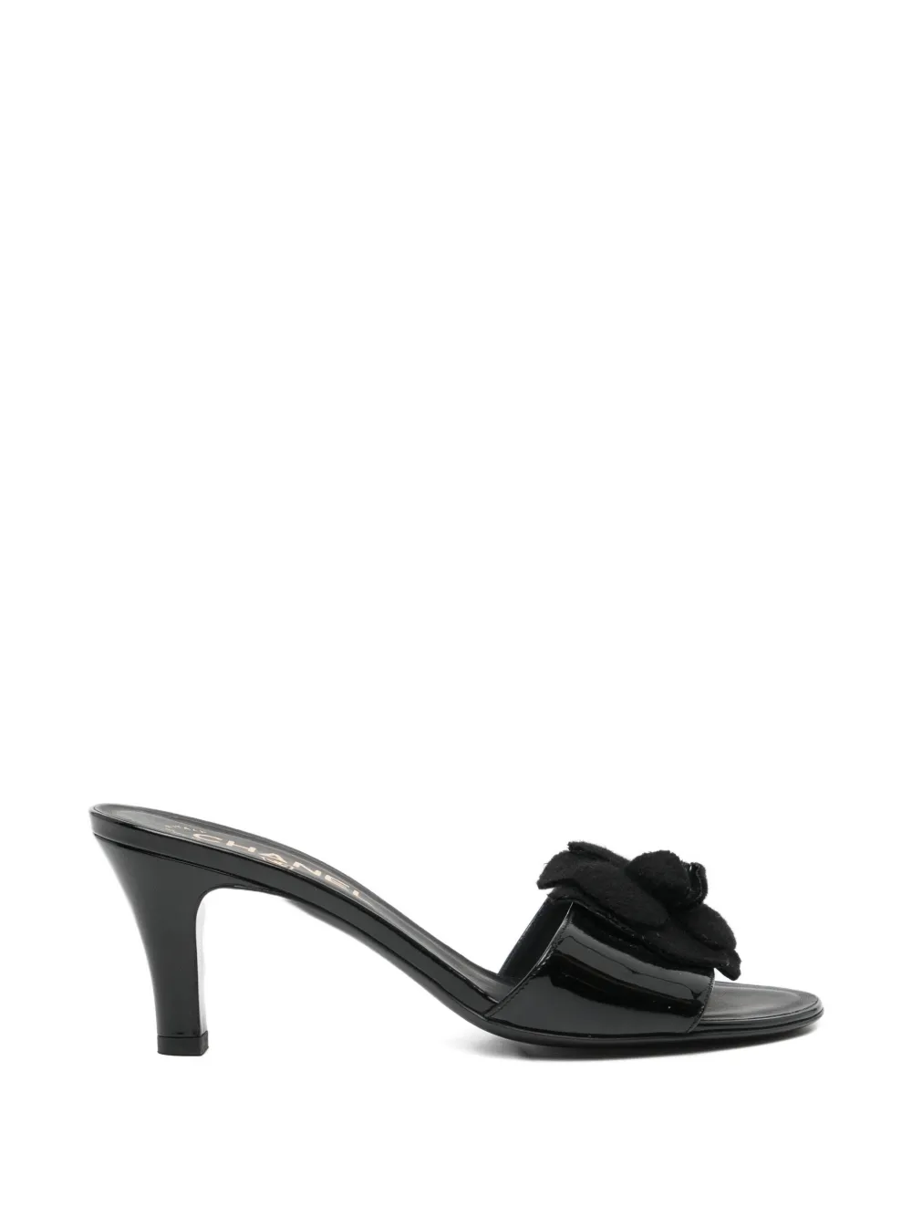 CHANEL Pre-Owned 70mm 2000s Camellia sandals - Black