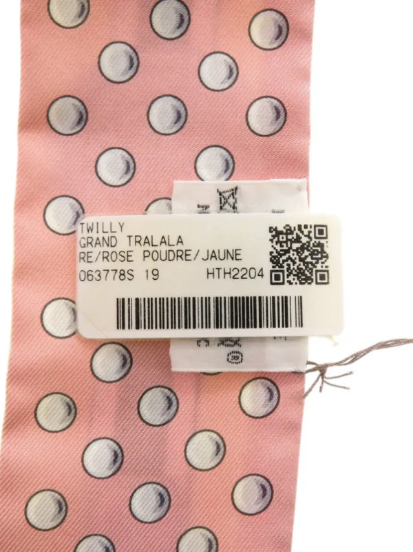 Hermès Pre-Owned 2010-2025 Grand Tralala Silk Twilly Scarf Scarves