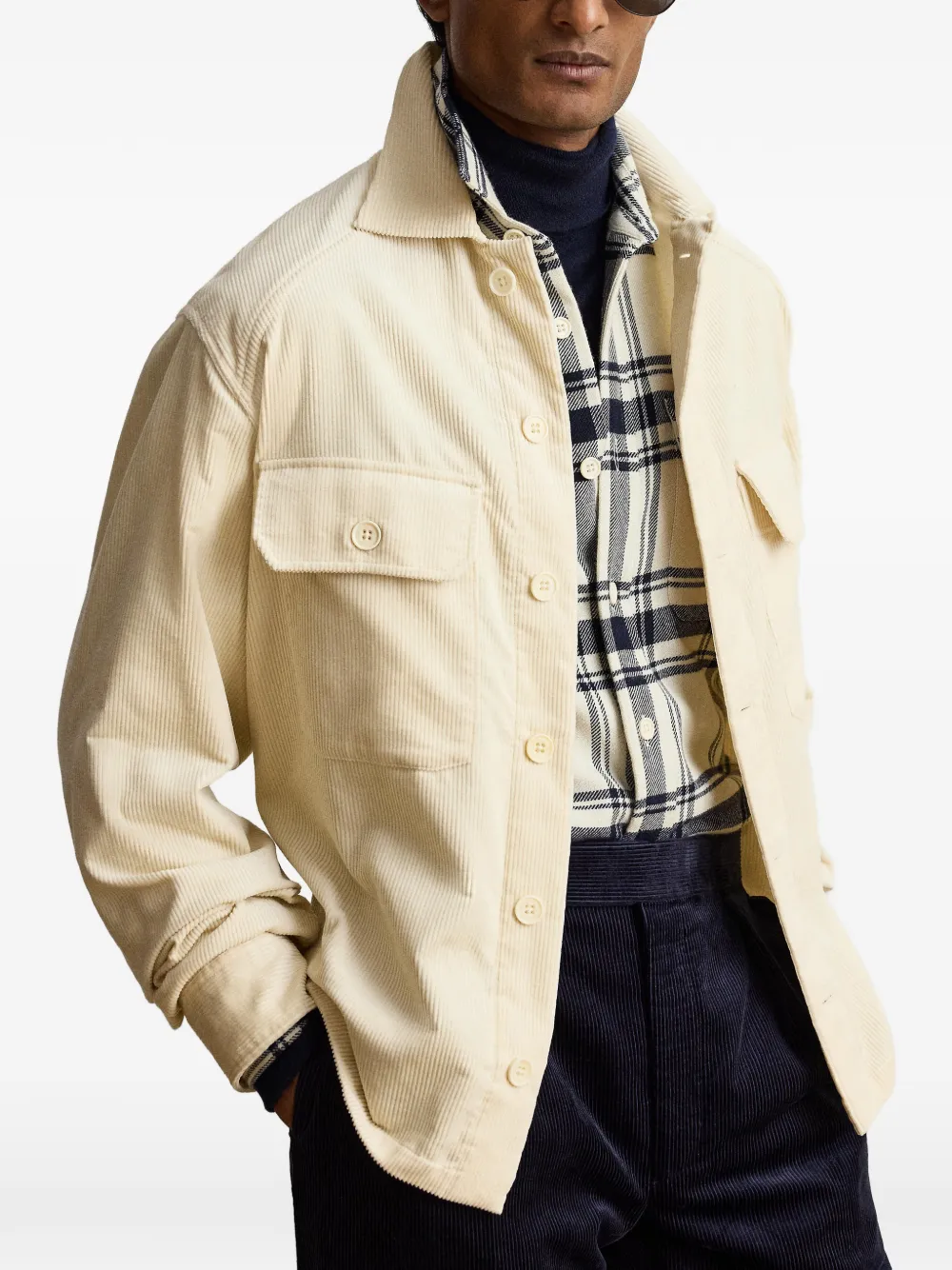 Ralph Lauren Purple Label Ribfluwelen shirtjack met zak-detail Beige