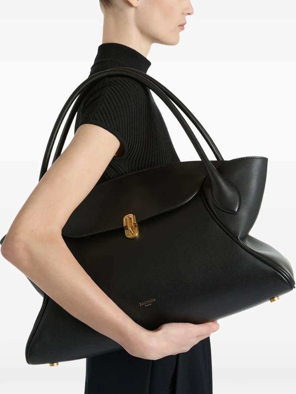 Balmain Medium Pulse Day Bag In Smooth Leather In Black