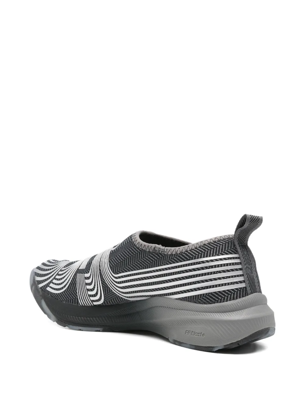 ASICS x Kiko Kostadinov Lyasa FF split-toe graphic-print sneakers Grijs