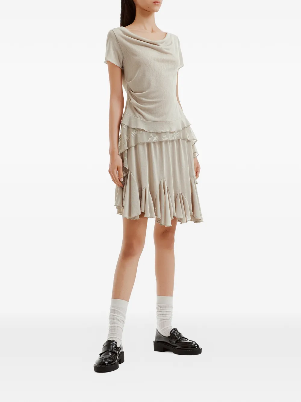 tout a coup Jurk met kanten afwerking en ruches Beige