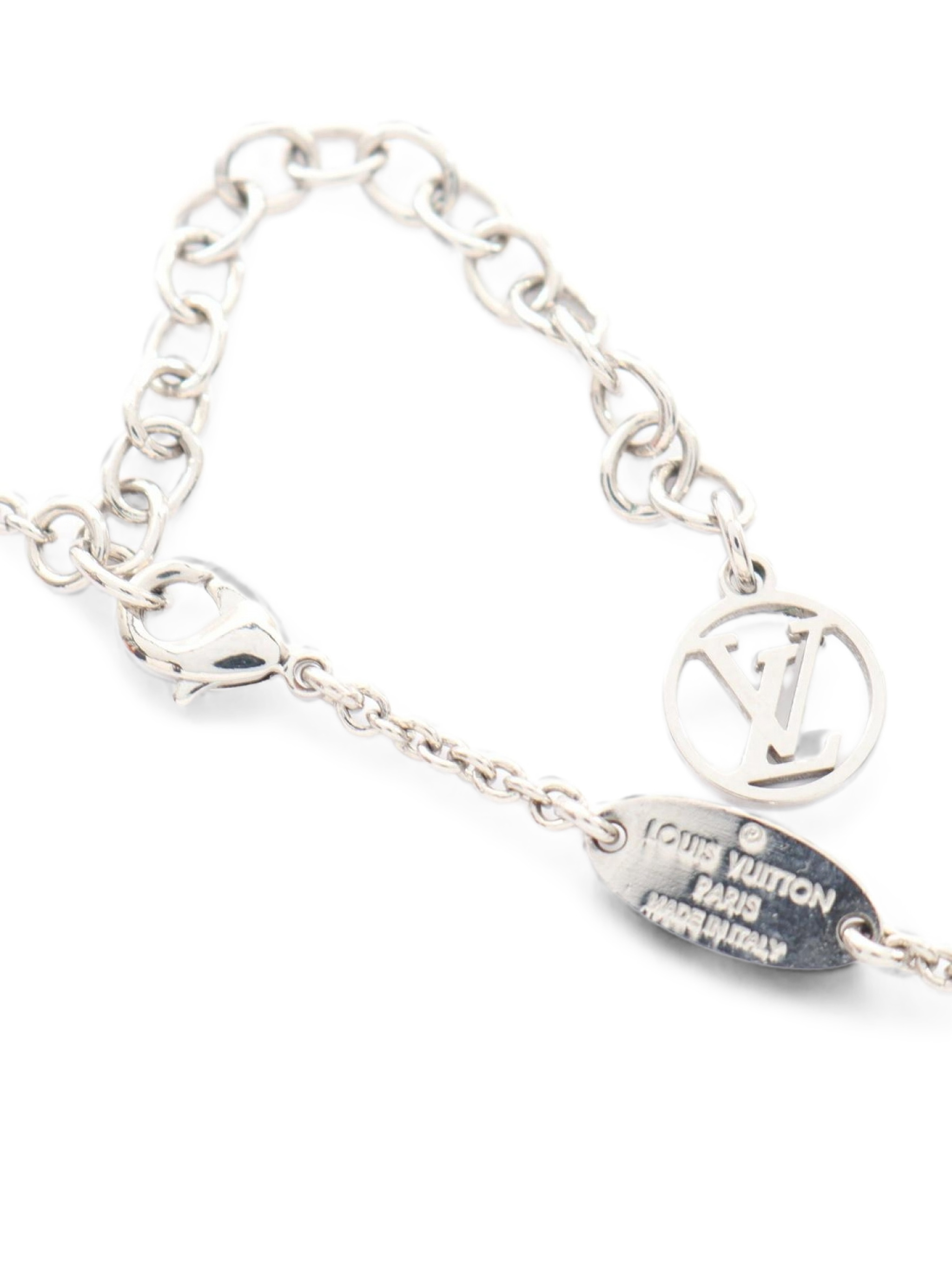 2021 Essential V necklace — Image 7