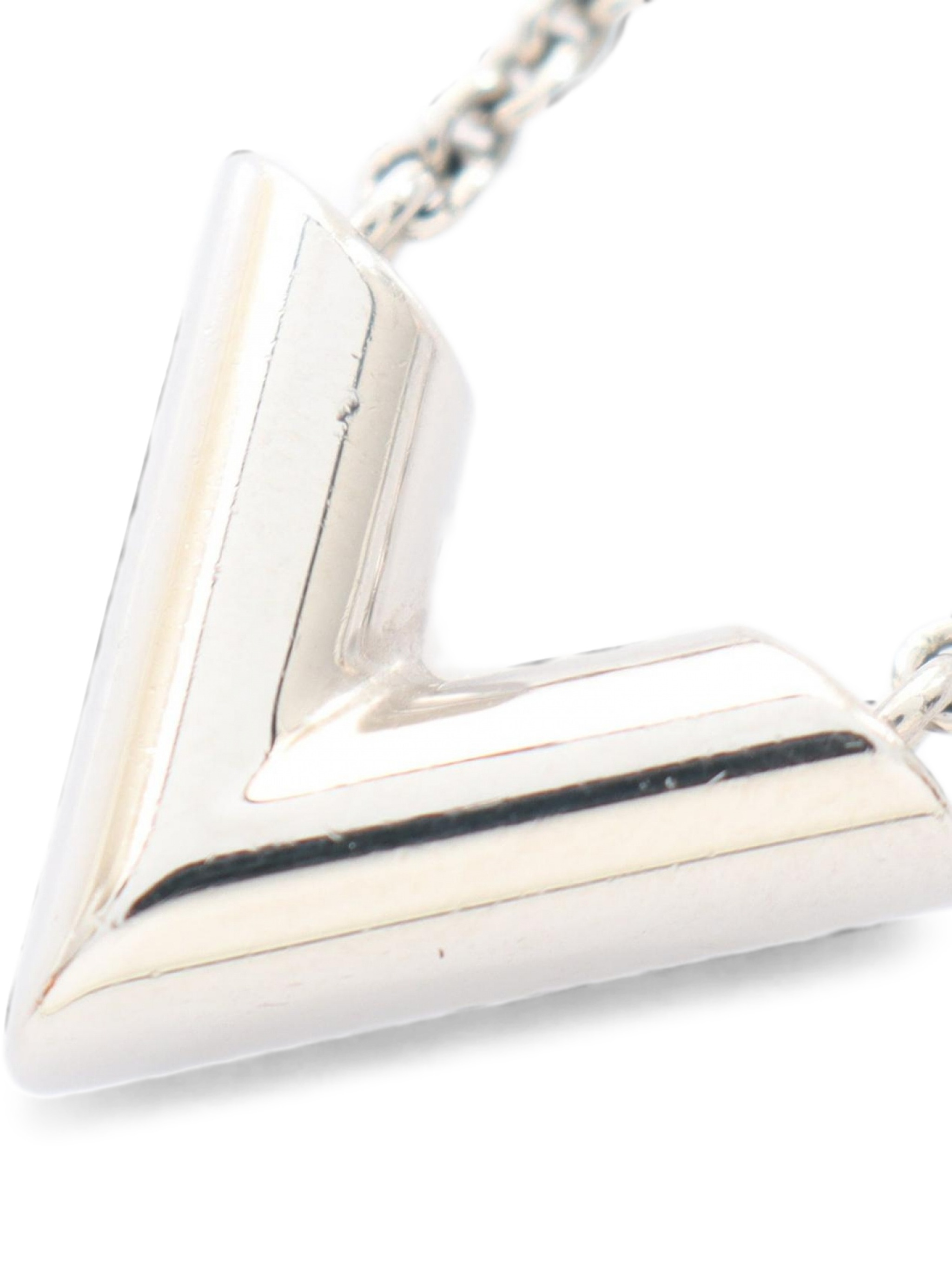2021 Essential V necklace — Image 6