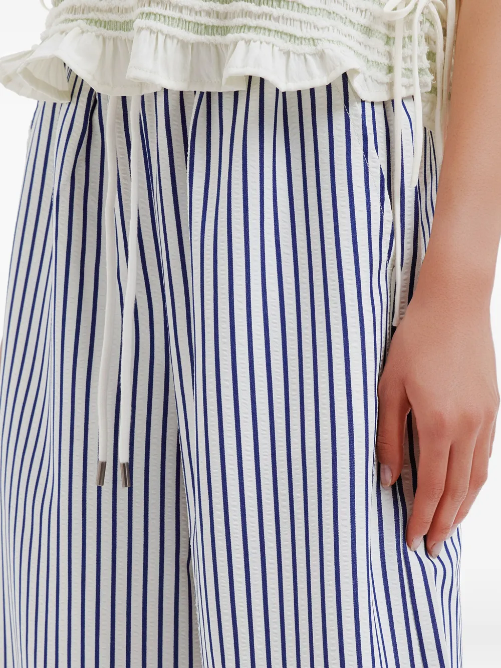 tout a coup Gestreepte broek met trekkoordtaille en wijde pijpen Blauw