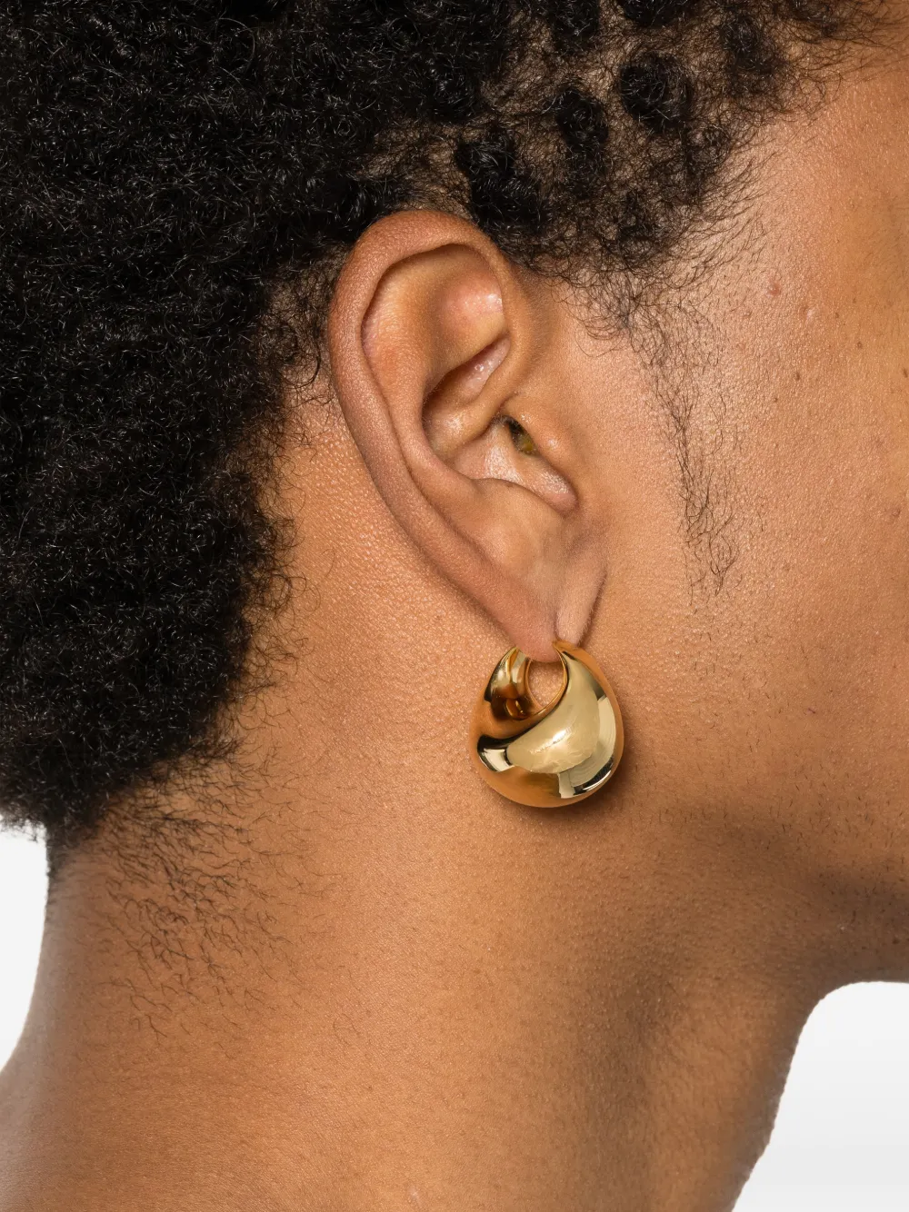 MISSOMA ゴールド ツイストピアス Missoma フープピアス | ゴールドトーン | FARFETCH JP