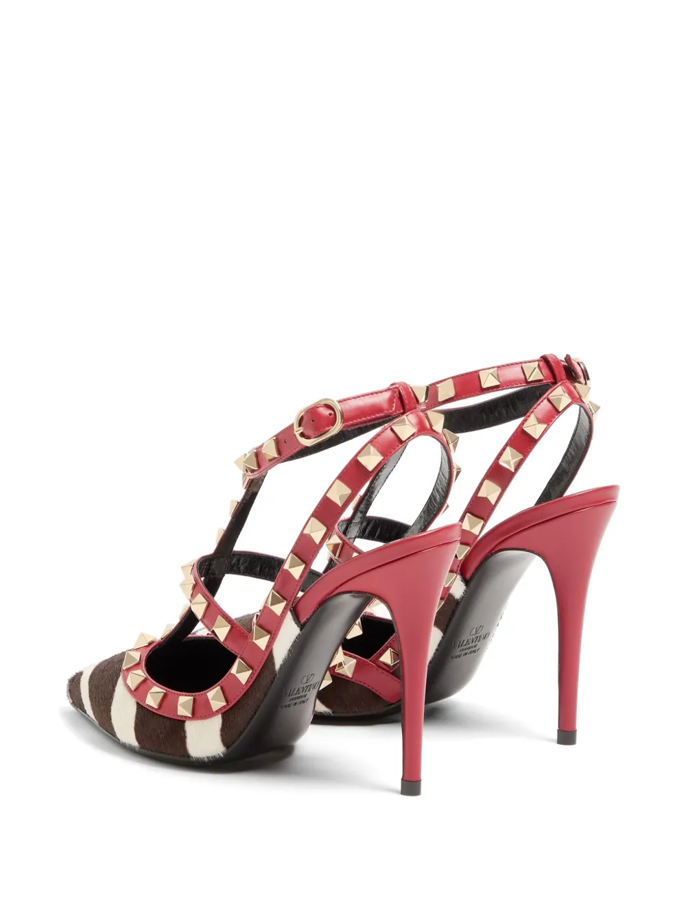 Valentino Garavani Rockstud kalfsleren pumps met bandjes en ponyhaar 100 mm Bruin
