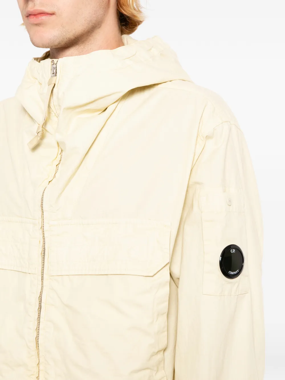 C.P. Company Micro-Reps jack met capuchon Beige