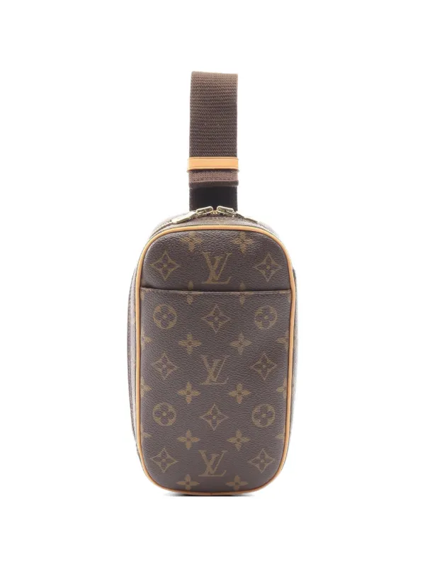 Louis Vuitton Pre-owned 2001 Monogram Pochette Ganju Belt Bag in Brown