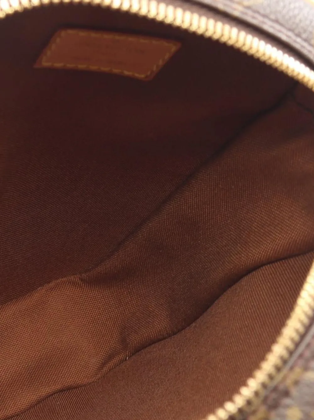 Louis Vuitton Pre-owned 2001 Monogram Pochette Ganju Belt Bag in Brown, view 3