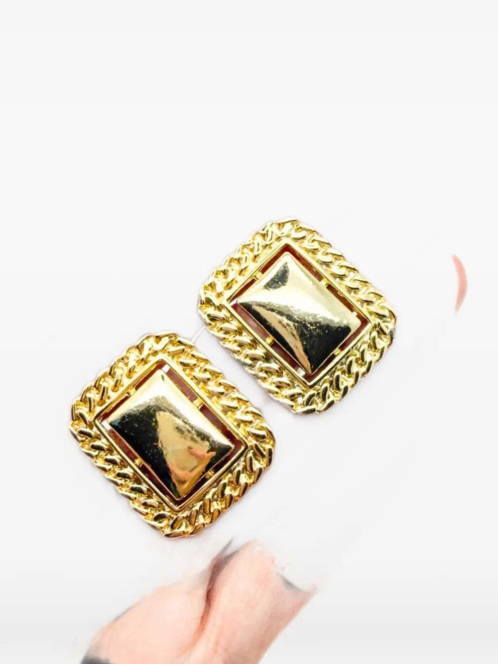 Jennifer Gibson Jewellery 1980s rectangular-motif chain earrings - Oro