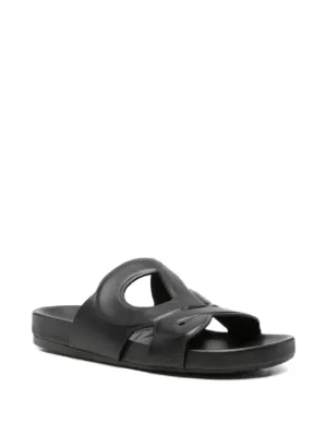 Prada ラバーサンダル | ブラック | FARFETCH JP