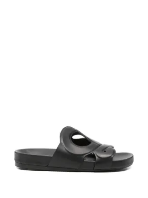 Prada ラバーサンダル | ブラック | FARFETCH JP
