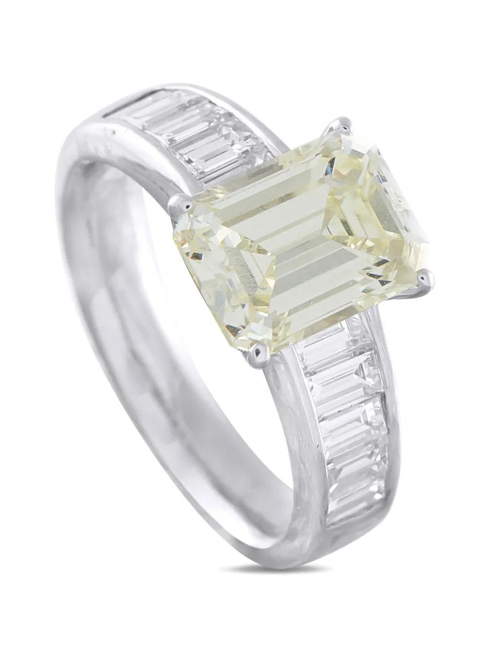 Pre-owned Lb Exclusive Emerald-cut Diamond Ring In Silver