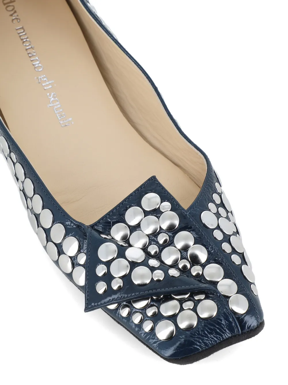 Dove Nuotano Gli Squali Leren ballerina's verfraaid met studs Blauw