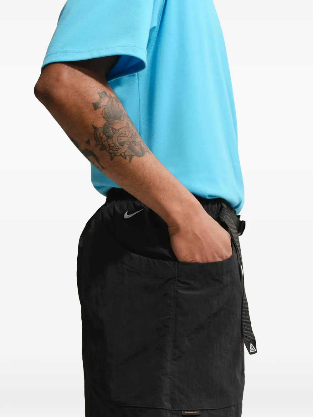 Nike Dolomiti shorts met ceintuur Zwart