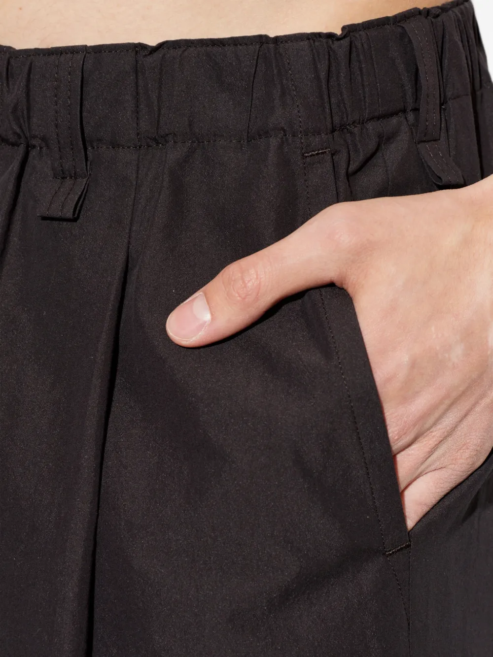 Homme Plissé Issey Miyake Broek met elastische taille Bruin
