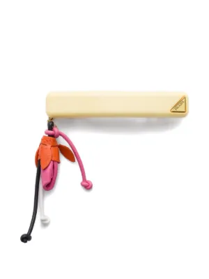 Prada ベルベット ヘアクリップ | レッド | FARFETCH JP