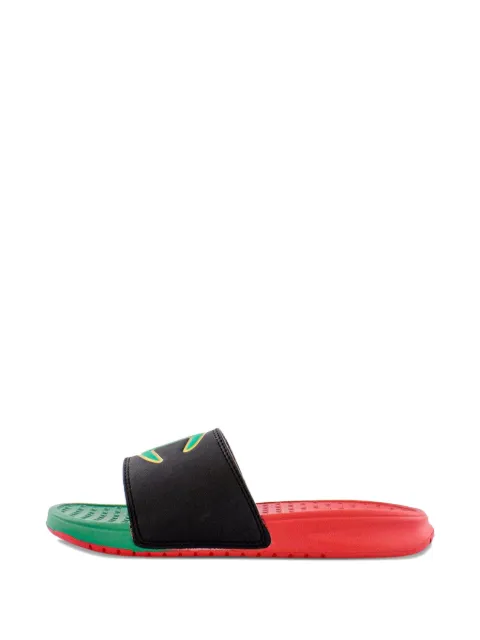 Champion logo-detail slides