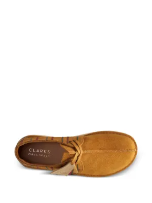 Clarks Wallabee 