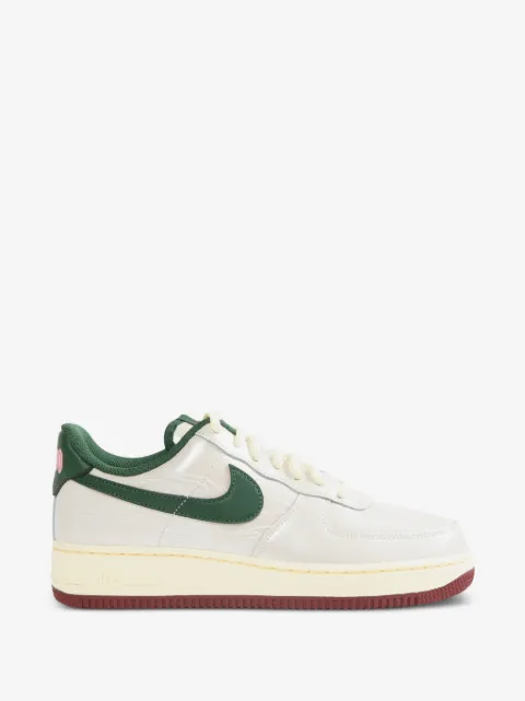 Nike 에어 포스 1 로우 플레임 자수 스니커즈