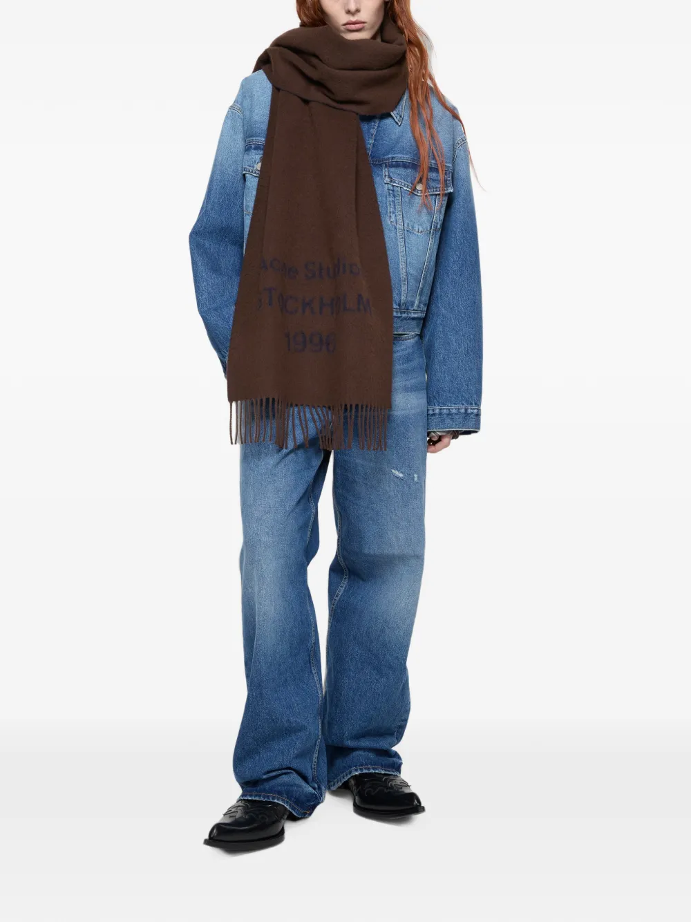 Acne Studios Wollen sjaal met logo Bruin
