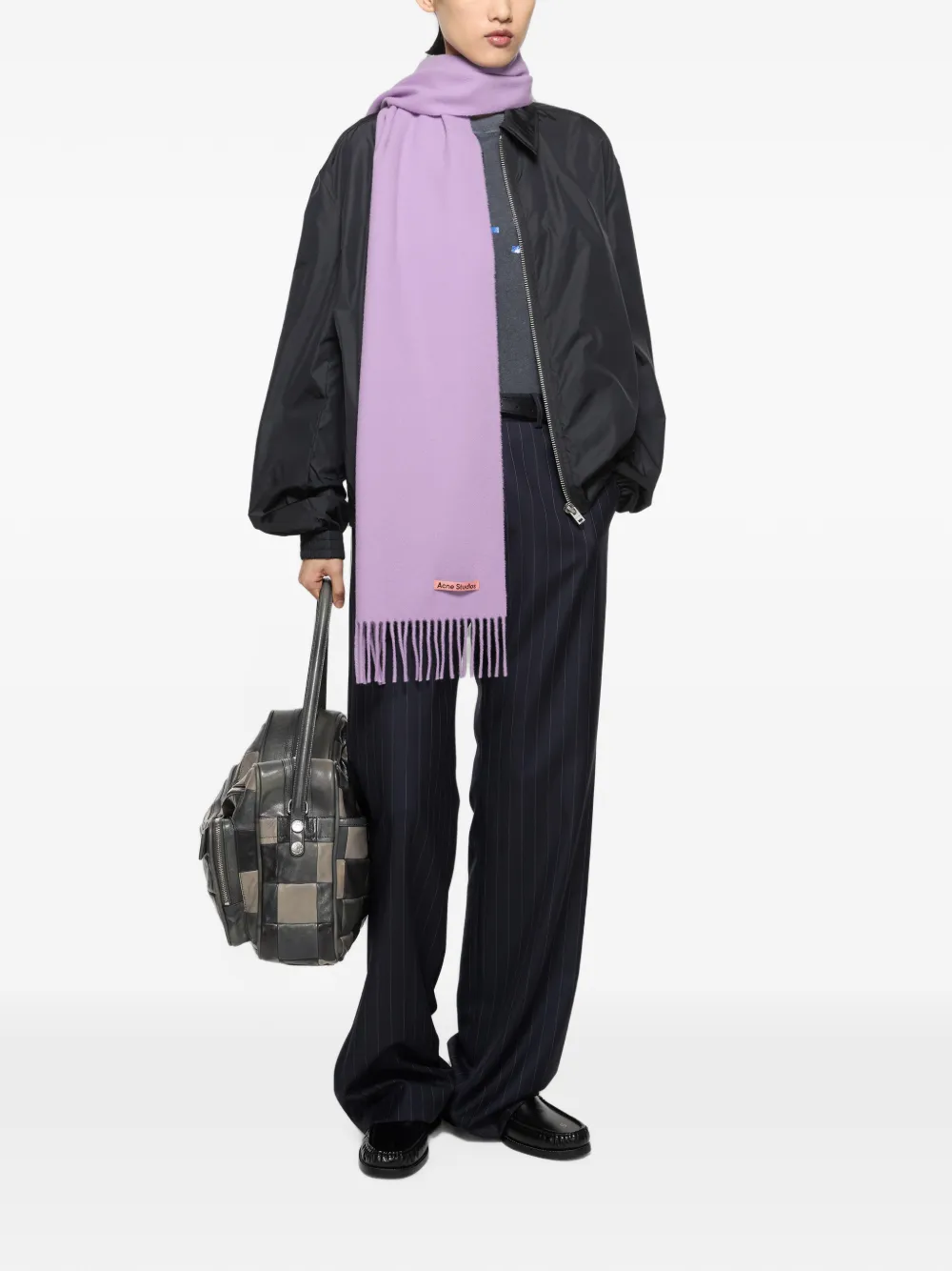 Acne Studios Sjaal met franje afwerking Paars