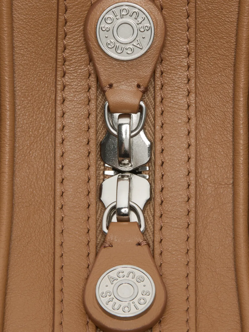 Acne Studios Camero Party schoudertas Bruin