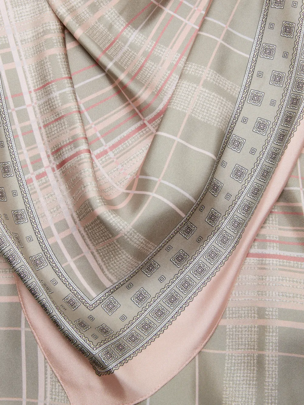 Acne Studios Zijden blouse met sjaal Grijs