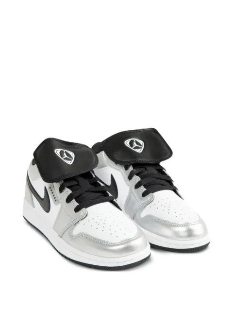 Nike Kids Air Jordan 1 Low SE sneakers