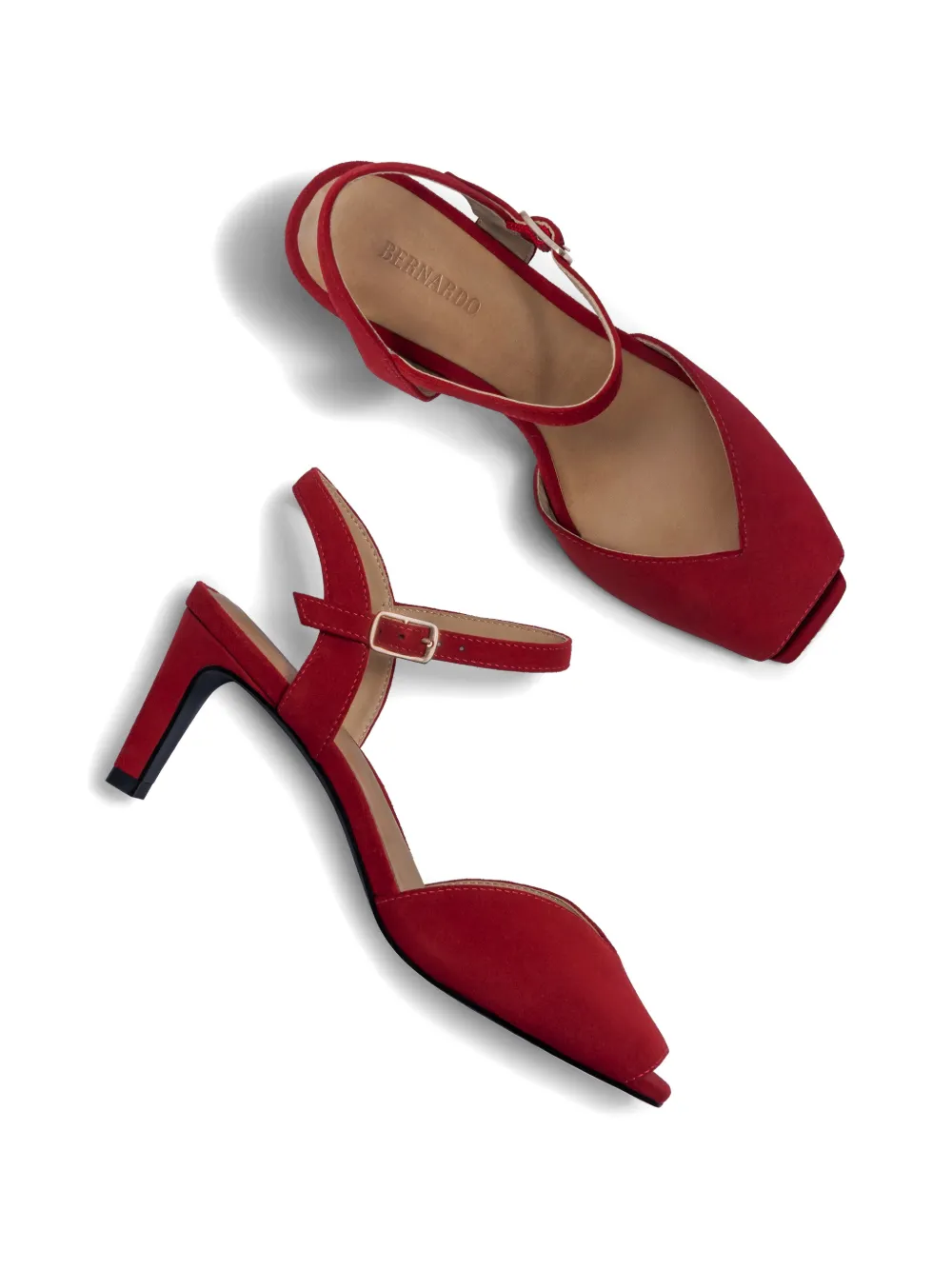 Bernardo HARTLEY sandalen met open neus en gespsluiting Rood