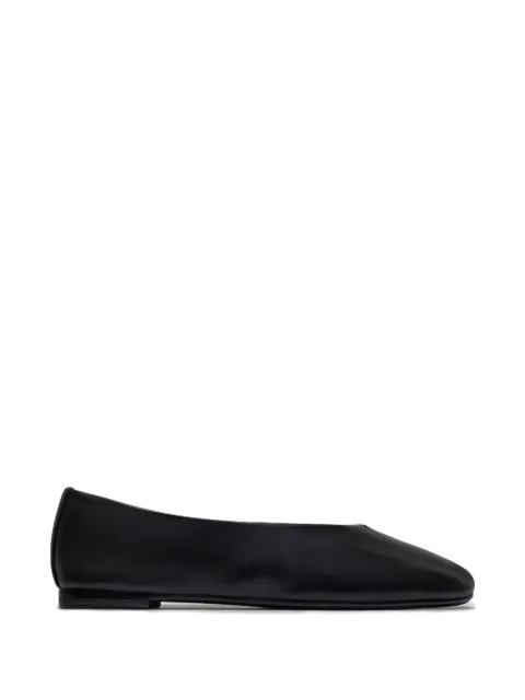 Bernardo Meredith center-seam ballet flats