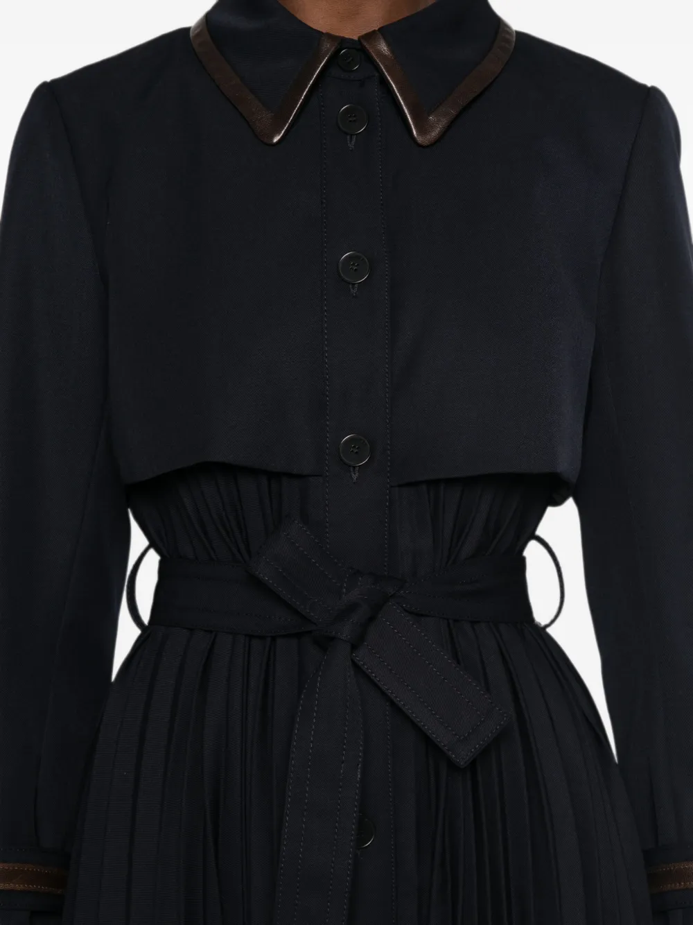 SANDRO Trenchcoat met leren afwerking en plooien Blauw