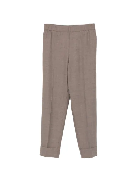 D.Exterior elasticated-waistband turn-up trousers