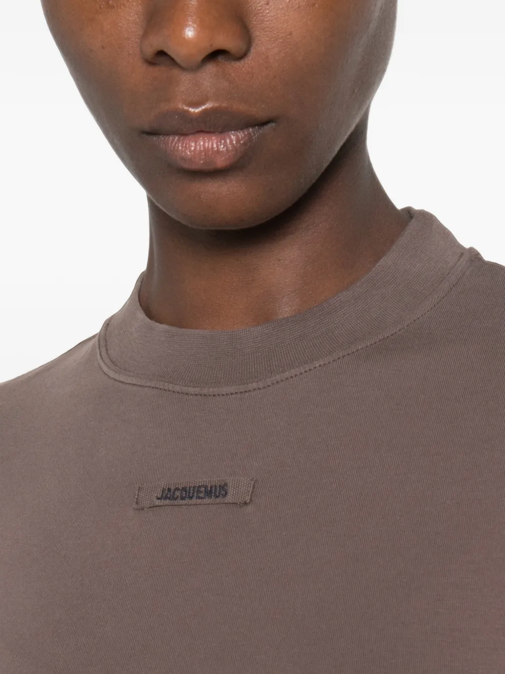 Jacquemus logo-patch long-sleeves T-shirt Bruin