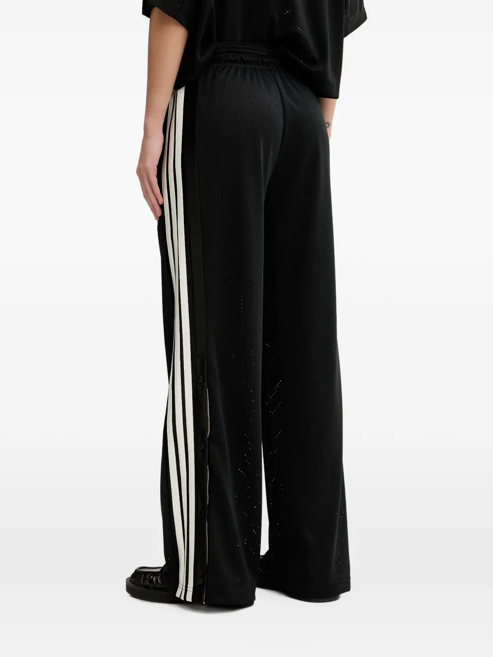 adidas Stadium side-stripe mesh track pants Zwart